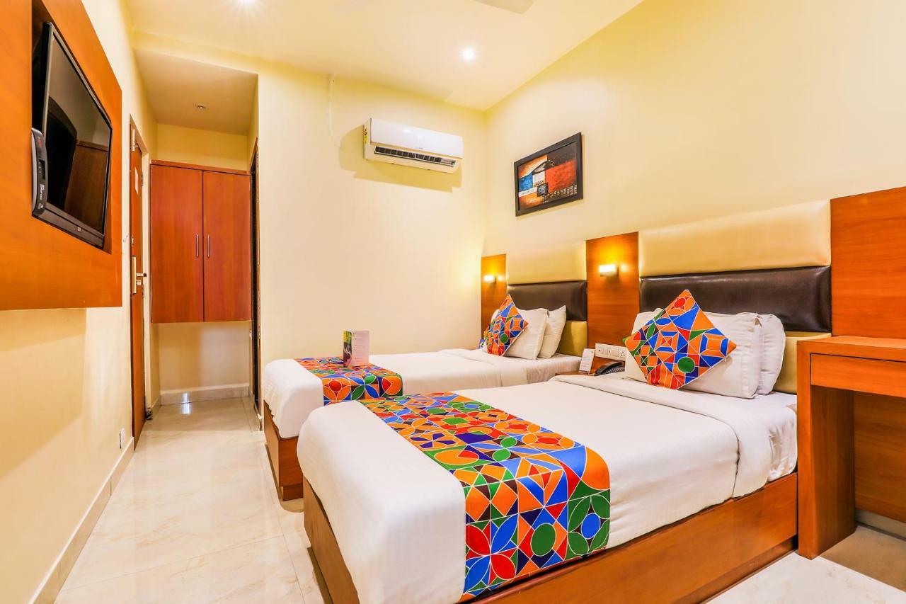 Fabexpress Liwa International Andheri East Hotel Мумбай Екстериор снимка