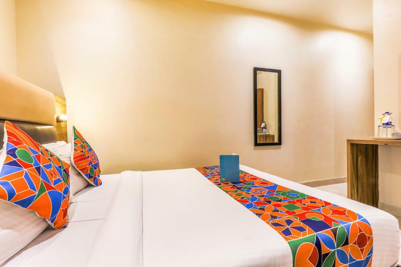 Fabexpress Liwa International Andheri East Hotel Мумбай Екстериор снимка
